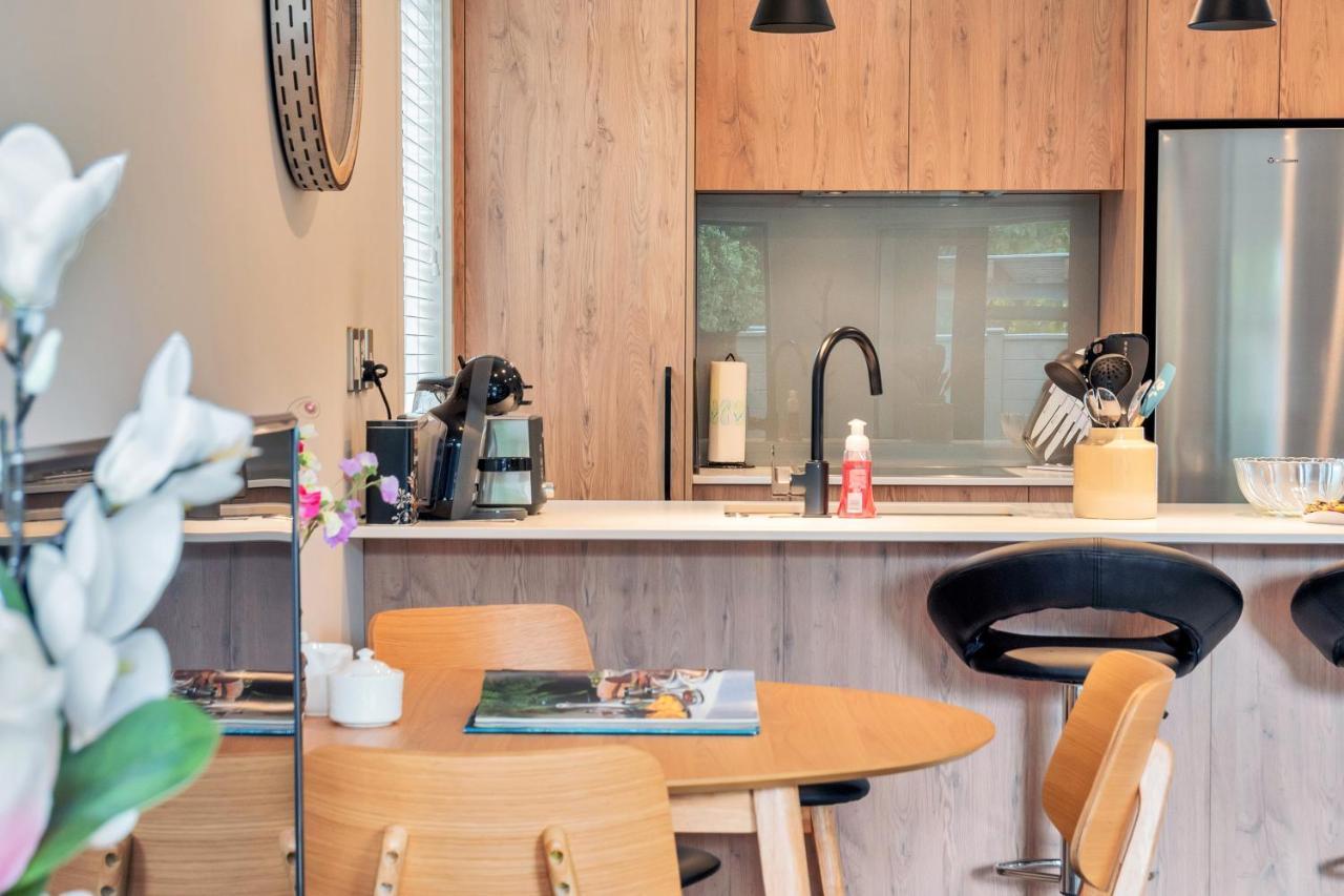 Greenwich Townhouse With Parking And Air-Con 오클랜드 외부 사진